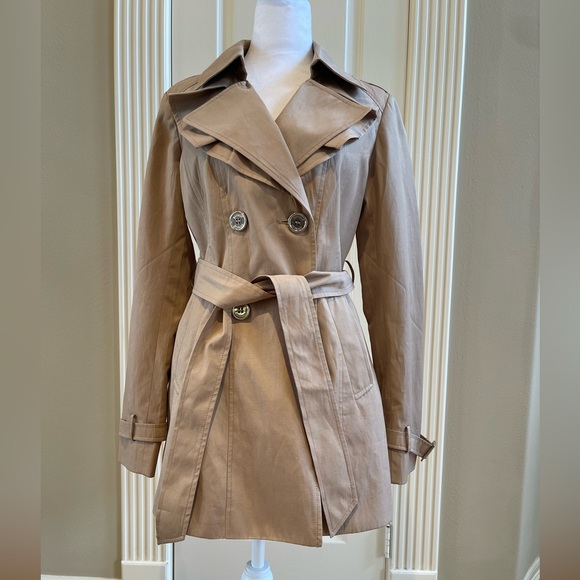 Express Jackets & Blazers - Express Tan Trench Coat with Notched Lapels